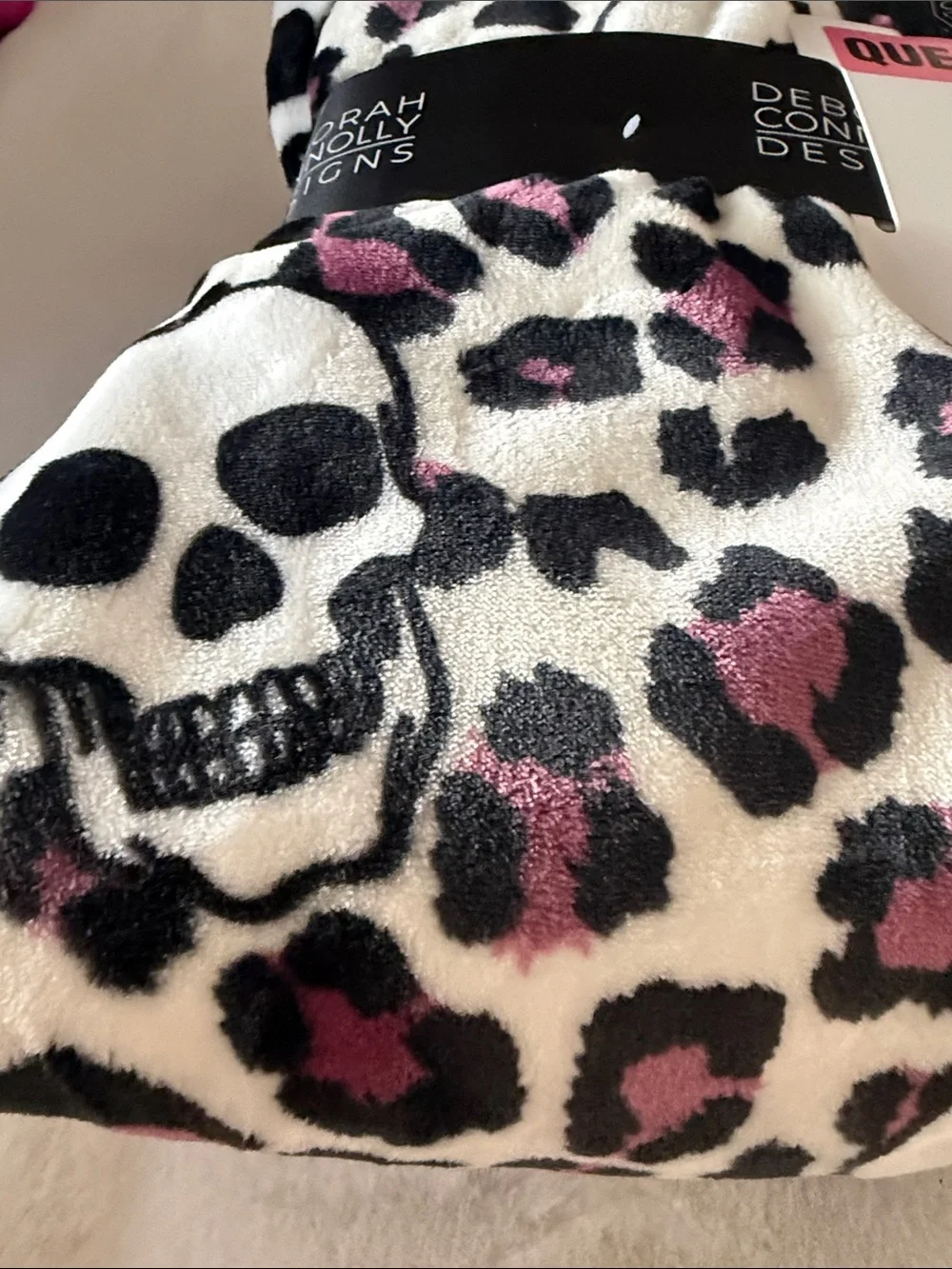 Queen Plush Skull & Leopard Print Blanket - White with Pink Accents